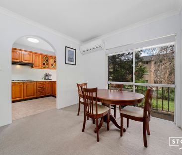 Well Presented 3 Bedroom Apartment In Boutique Complex Of Only 6 Units - Photo 2
