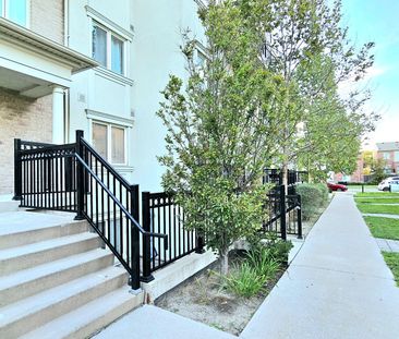 For Lease - 19 Coneflower Crescent Unit# 272, Toronto, Ontario - Photo 2