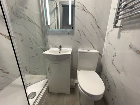 1 bedroom property to rent - Photo 5