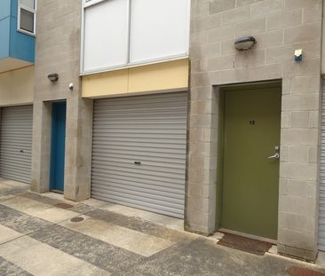 12 Richardson Lane, Adelaide SA 5000 - Townhouse For Rent | Domain - Photo 5