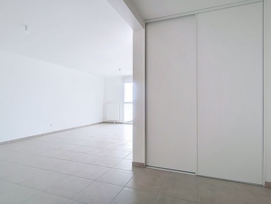 Apartment - Photo 1