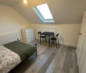 7 bedroom terraced house to rent - Photo 2