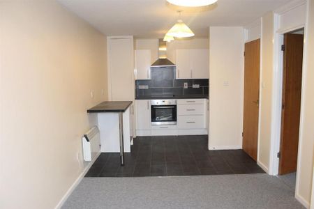 1 bedroom flat to rent - Photo 3