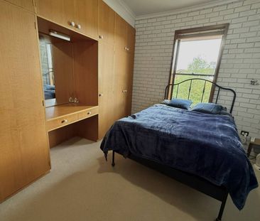 Unique Round Home - 3 Kardinia Court, Cooma - Photo 3