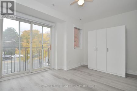 #107 - 19 Rosebank Drive – Toronto E11, Ontario - Photo 4