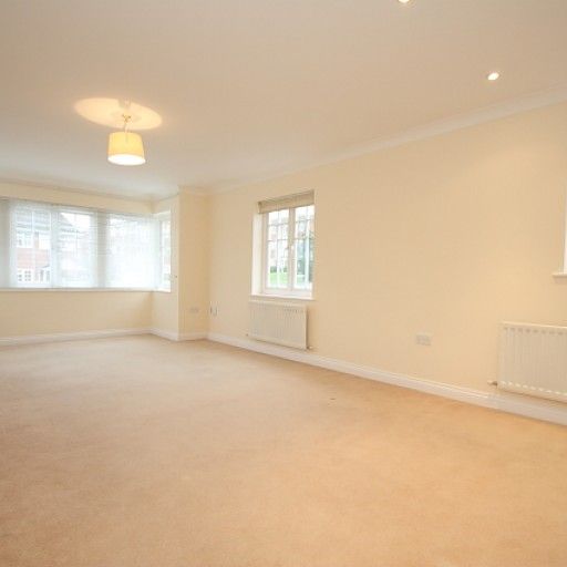 Brooklyn Road, Woking - Photo 1