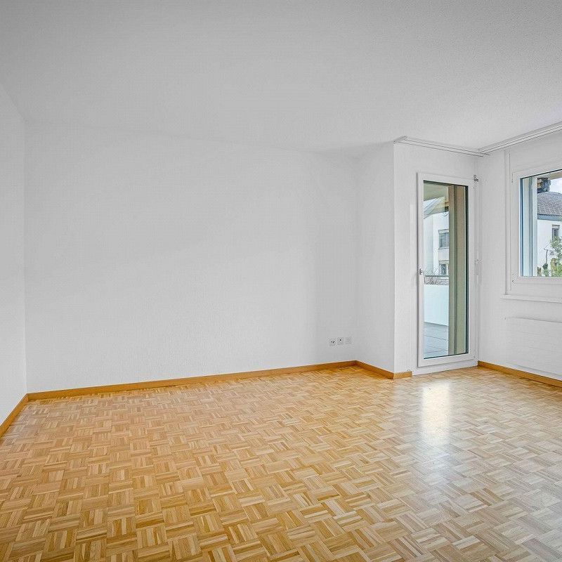 bright apartment in a quiet location - Photo 1