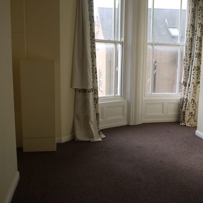 9 West Park Terrace, Scarborough Flat 10 - Photo 1