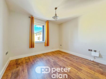 Falcon Drive, Cardiff Bay, Cardiff - Photo 5