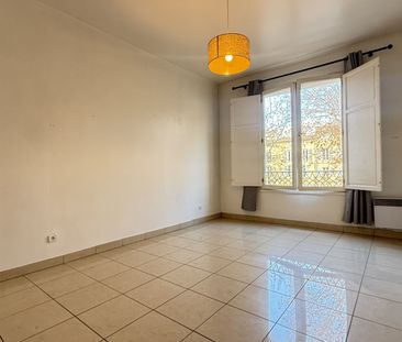 Location Appartement 1 pièce 25m² AIX EN PROVENCE 13100 - Photo 6