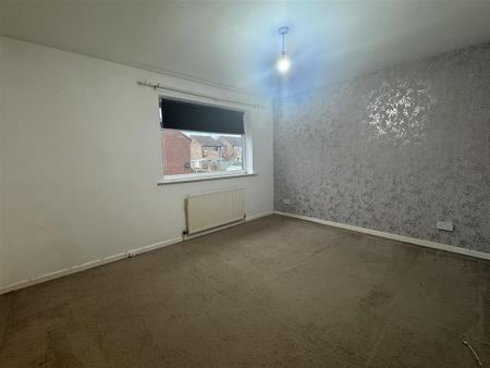 2 bedroom semi-detached house to rent - Photo 2