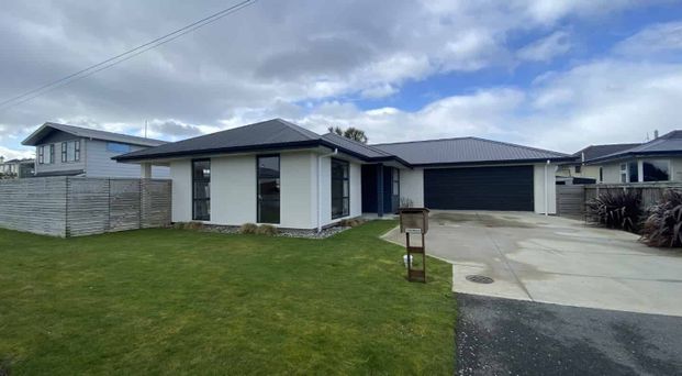 Modern Family Home Available - Photo 1