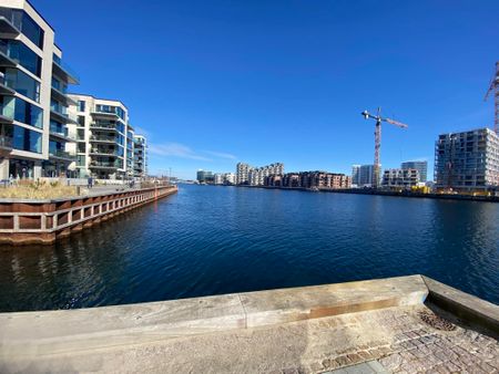 Water view, Balconies and 3 bedrooms - Photo 3