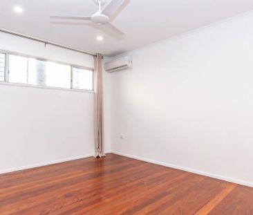 Premium Coastal Airconditioned Coastal Home! - Photo 1