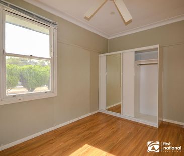 Charming 3-Bedroom Home in a Prime Location - Photo 3