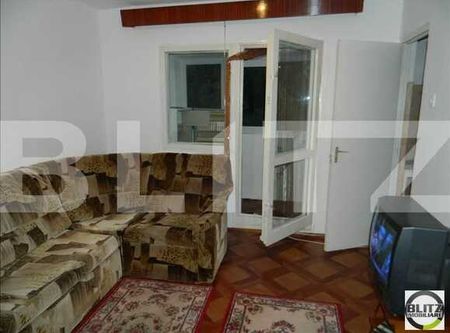 1 camera, 28 mp, zona strazii Ciresilor - Fotografie 4