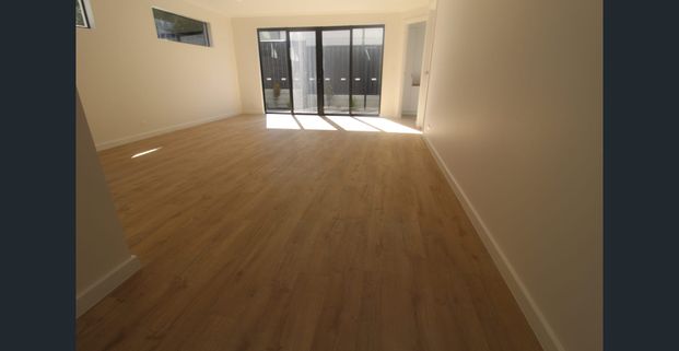 FANTASTIC BEACHSIDE LIVING - Photo 1