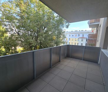 Zwei Zimmer Wohnung mit großem Balkon in ruhiger Innenhoflage, Dorn... - Photo 1