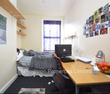 8 Bedroom Student Properties in Hyde Park Leeds - Photo 1