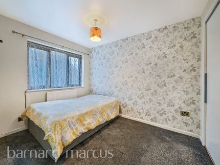 Heathfield Drive, Mitcham - Photo 3