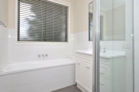 Easy Care Living - Photo 5