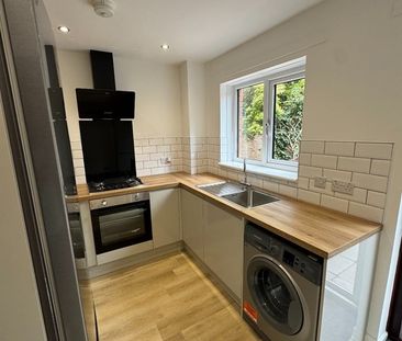 2 Bed Semi-Detached House, Carleton Gate, G46 - Photo 6