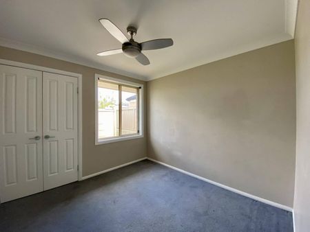 GREAT LIVING SPACE AND A BIG BACKYARD - Photo 5