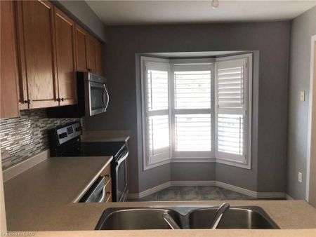 For Lease - 4200 Kilmer Drive Unit# 9, Burlington, Ontario - Photo 5