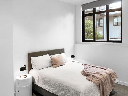 Furnished Bespoke Botanica Complex Apartment - Photo 5