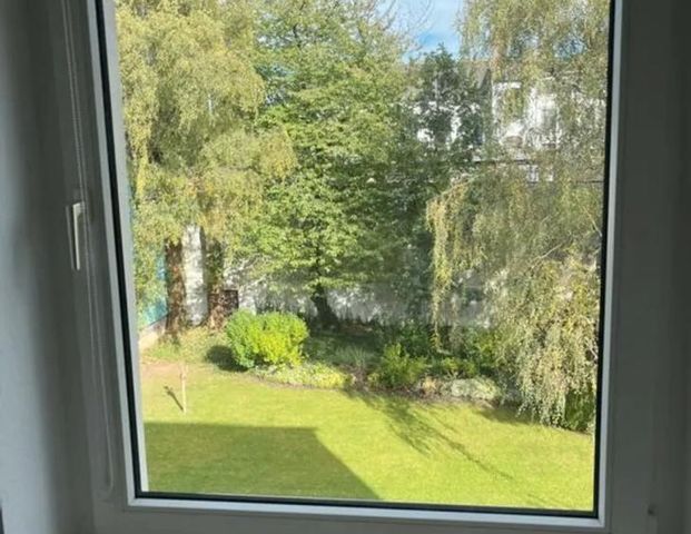 Renovierte 2-Zimmer-Wohnung mit Blick ins Grüne-Küche & Garten - Photo 1
