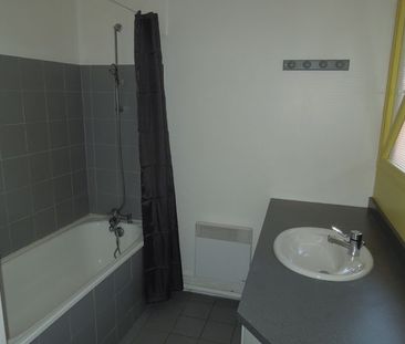 APPARTEMENT T2 30M - Photo 2