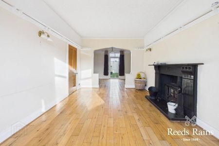 23 Ballyholme Road, Bangor, BT20 5JL - Photo 4
