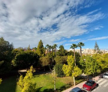 Apartamento 2 dormitorios con piscina al lado del mar - Photo 6