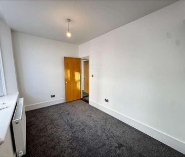 Clarendon Road, Southsea, PO4 - Photo 3