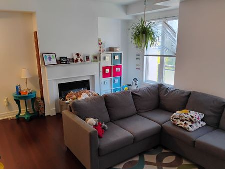 For Lease - 51 Beverley Glen Boulevard Unit# 42, Vaughan, Ontario - Photo 3