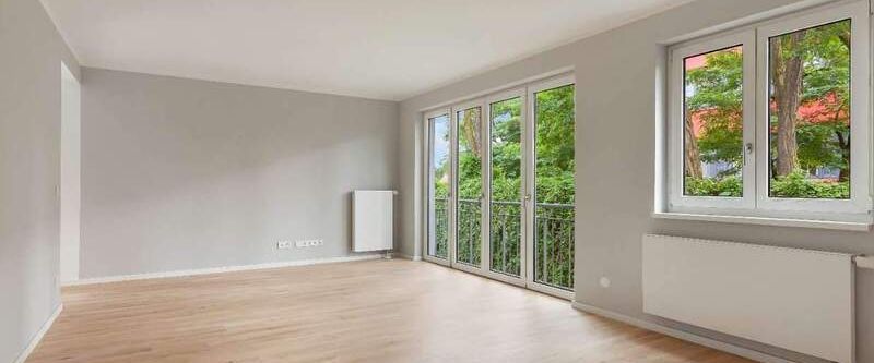 Erstbezug nach Sanierung! Charmante 1-Zimmer Wohnung mit Einbauküche in Altglienicke - Foto 1