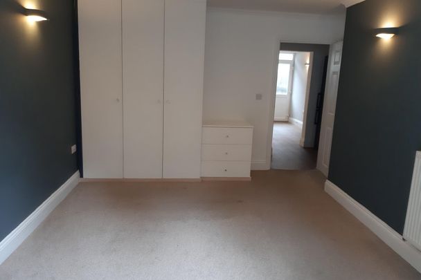 Belmont Road, HARROGATE - Photo 1