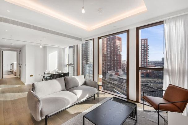 Thames City, London SW8 - Photo 1