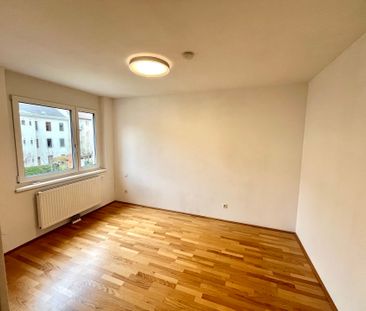 Die Ruhe und den Blick ins Grüne genießen: 2 Zimmer Balkonwohnung z... - Photo 3