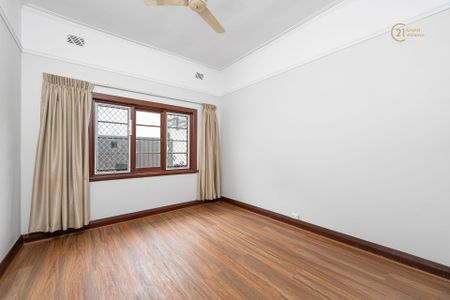 Location Location Location &commat; &dollar;760 Per Week - Photo 5