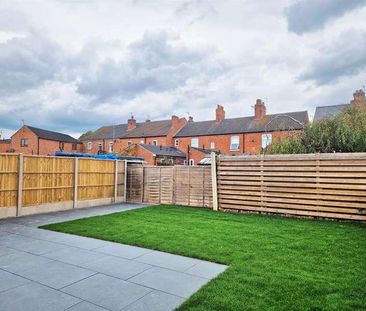 Coronation Street, Balderton, NG24 - Photo 2