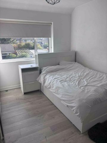 5 bedroom semi-detached house to rent - Photo 5