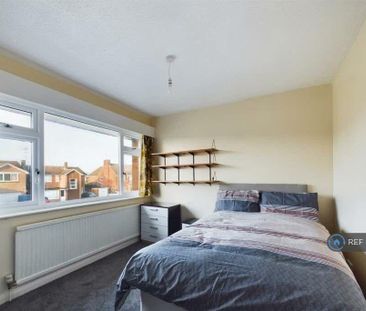 4 bedroom detached house to rent - Photo 5