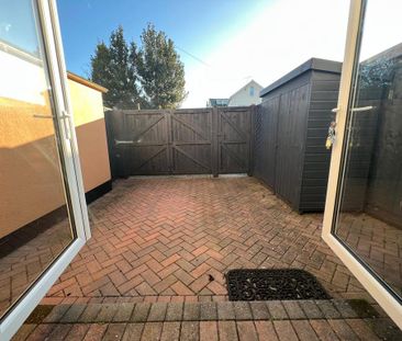 3 bedroom terraced house to rent - Photo 1