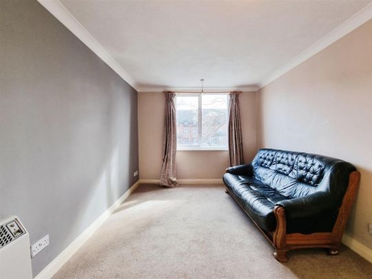 1 Bedroom Flat to Rent in Ashleigh House, Hamblin Court, Rushden, NN10 - Photo 1