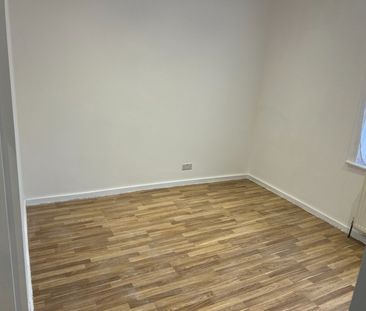 Studio Flat, Leigham Court Road, SW16 - Photo 2