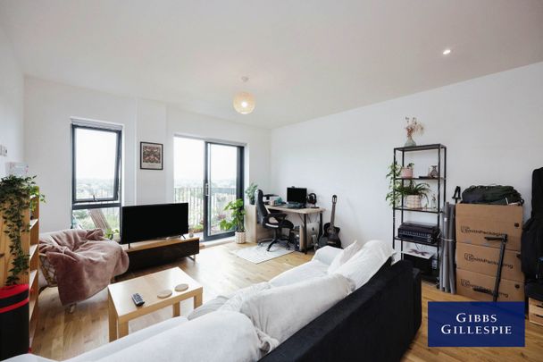 Gerrards House, Station Road, Gerrards Cross, SL9 8ES - Photo 1