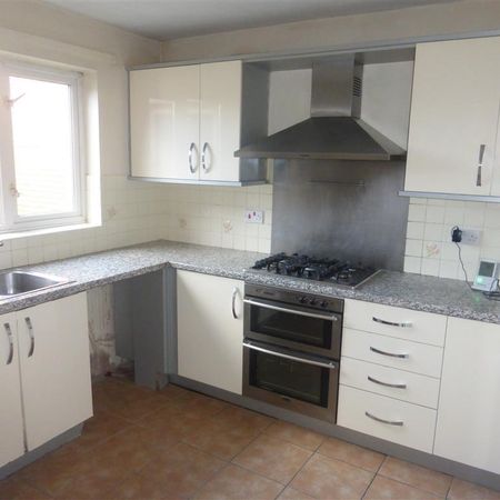 Hamble Drive, AYLESBURY - Photo 3