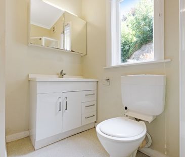 82 Glenmore Street, Kelburn - Photo 2