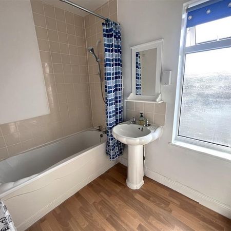 Kirkgate Street - Photo 4